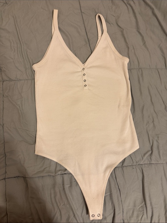 Abercrombie & Fitch Tops - Abercrombie & Fitch white Ribbed V-Neck Snap Bodysuit